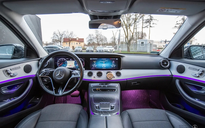 Mercedes-Benz Klasa E cena 229900 przebieg: 46619, rok produkcji 2022 z Krosno małe 466